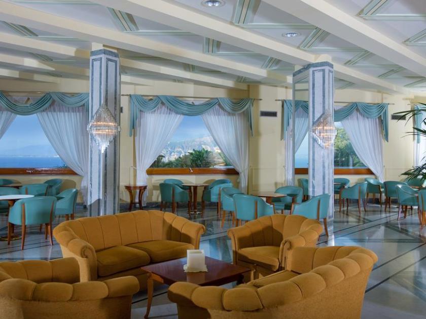 Grand Hotel Vesuvio Соренто Екстериор снимка