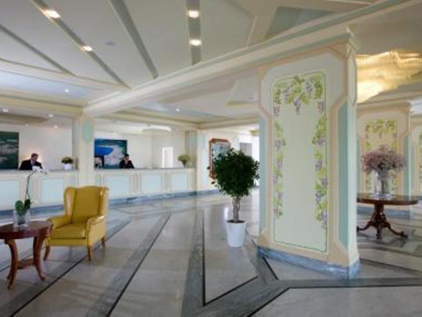 Grand Hotel Vesuvio Соренто Екстериор снимка