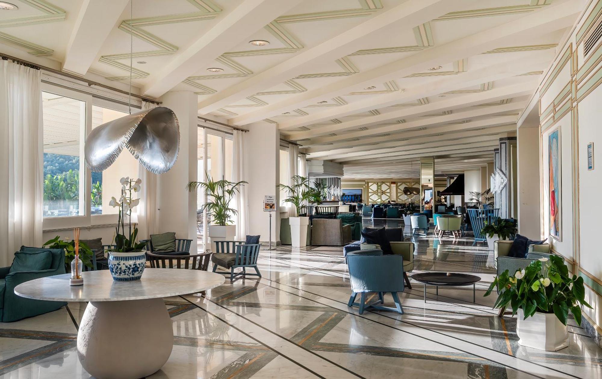 Grand Hotel Vesuvio Соренто Екстериор снимка
